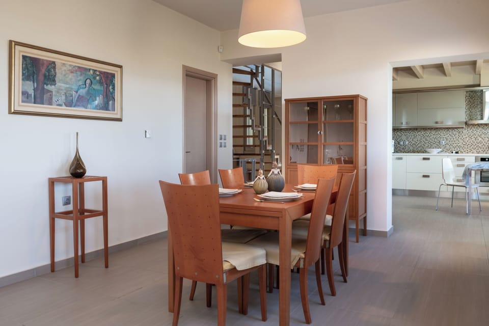 Astarte Villas - Pearl Private Villa with Pool