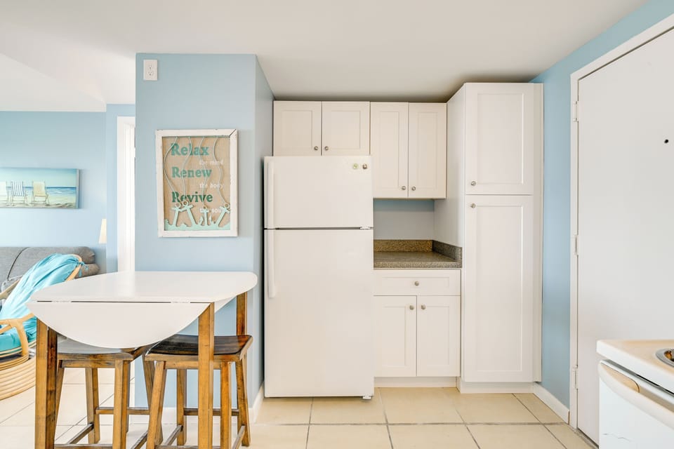 Apartment (0 Bedroom) | Interior