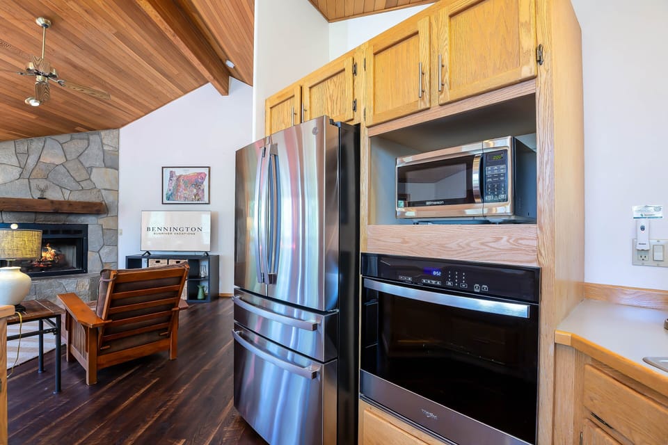 Kitchen - Main Level