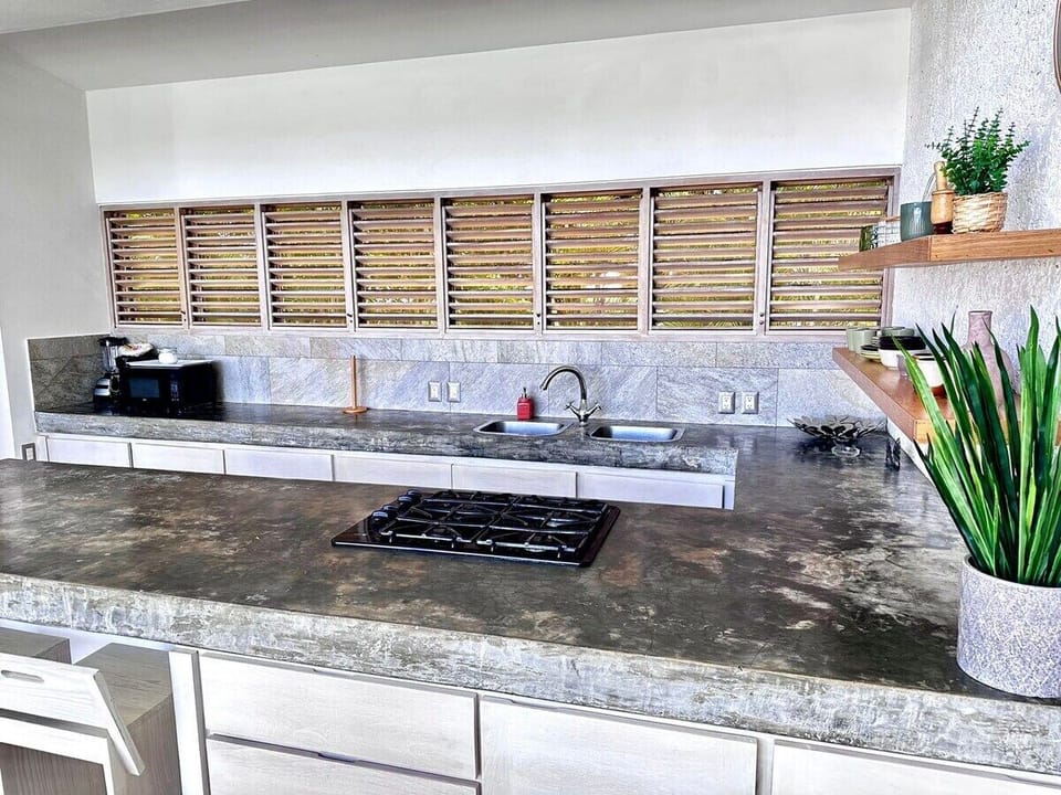 V02a Casa Preciosa  · Villa with 2 Level Pool with Jet Tub (506)