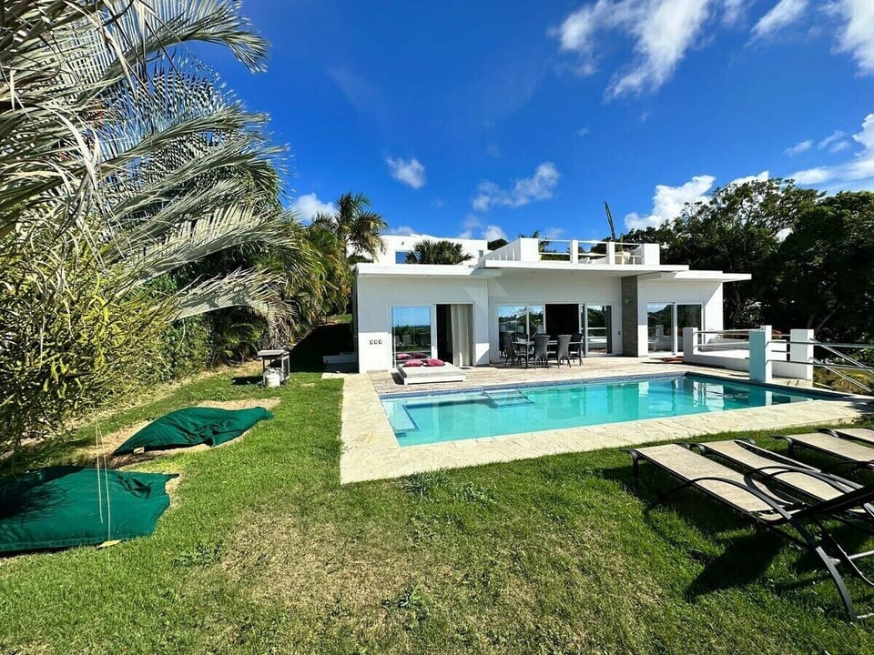 V07b Casa Sunset  · 2-Level Villa with pool table (984)