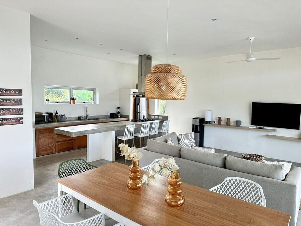 V33b Puerta del Sol  · Cozy Villa surrounded by Nature in all corners (730)