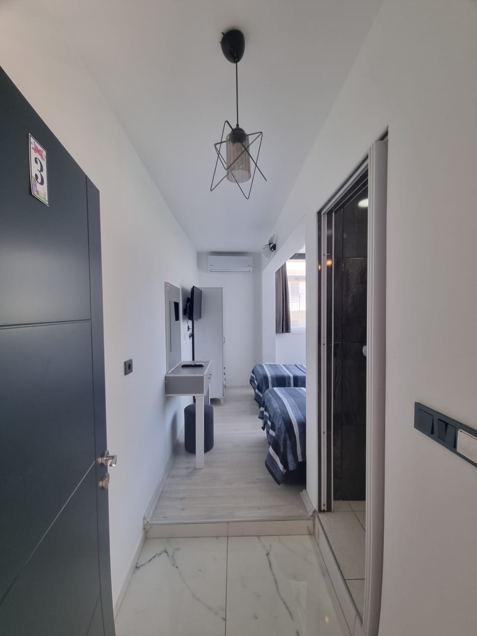 Standard Room, City View | Desk, laptop workspace, soundproofing, free rollaway beds