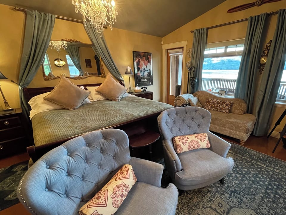 Suite, 1 King Bed, Patio, Ocean View CasaBlanca | Pillowtop beds, individually decorated, individually furnished