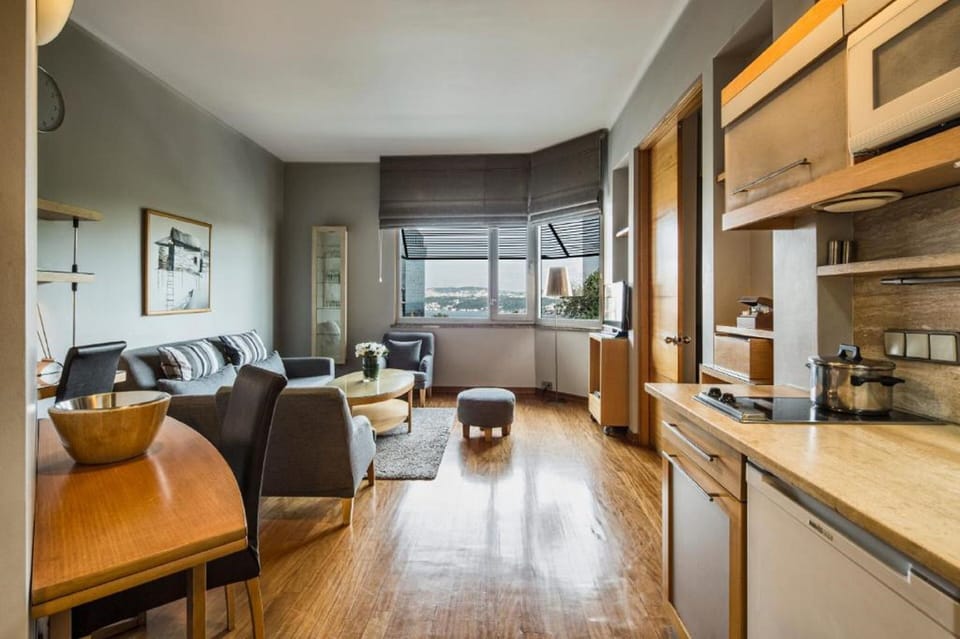 Park Suite with Taksim Park View | Premium bedding, minibar, in-room safe, soundproofing