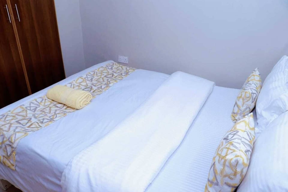 Deluxe Apartment, City View | 3 bedrooms, free WiFi