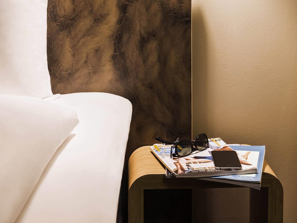 Room, 1 Double Bed, Accessible | Hypo-allergenic bedding, desk, blackout drapes, soundproofing