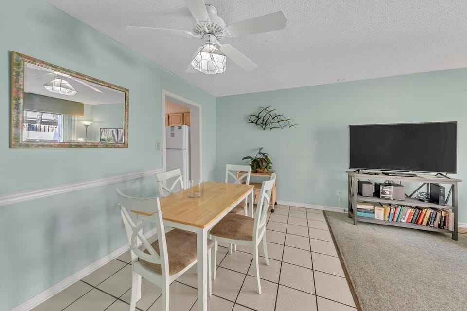 Condo, 1 King Bed with Sofa bed (Southbay by the Gulf 103) | Dining