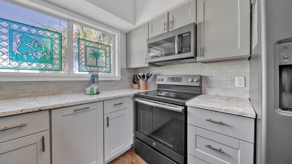 Condo, Multiple Beds (Southbay by the Gulf 124) | Private kitchen