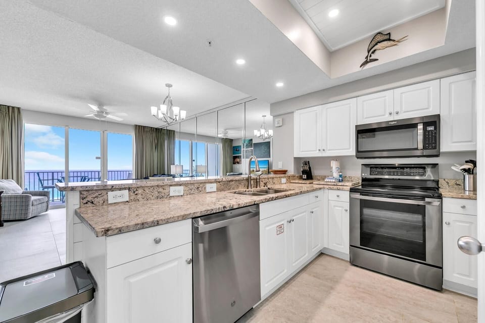 Condo, Multiple Beds, Beach View (Majestic Sun 803A) | Private kitchen | Oven, toaster