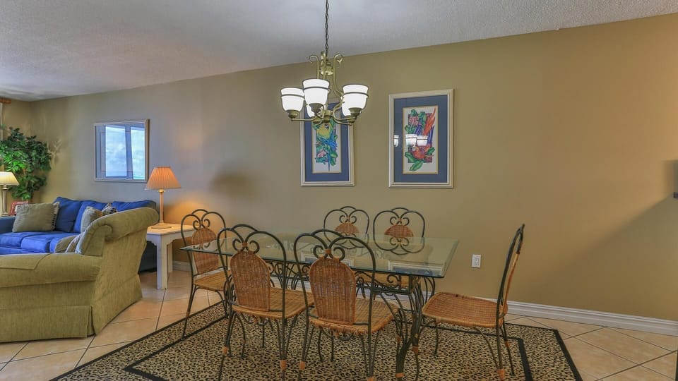 Condo, Multiple Beds (Destin on the Gulf 503) | Dining