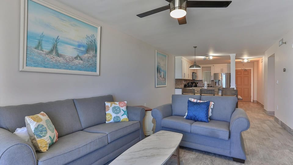 Condo, Multiple Beds (Destin on the Gulf 604) | Living area