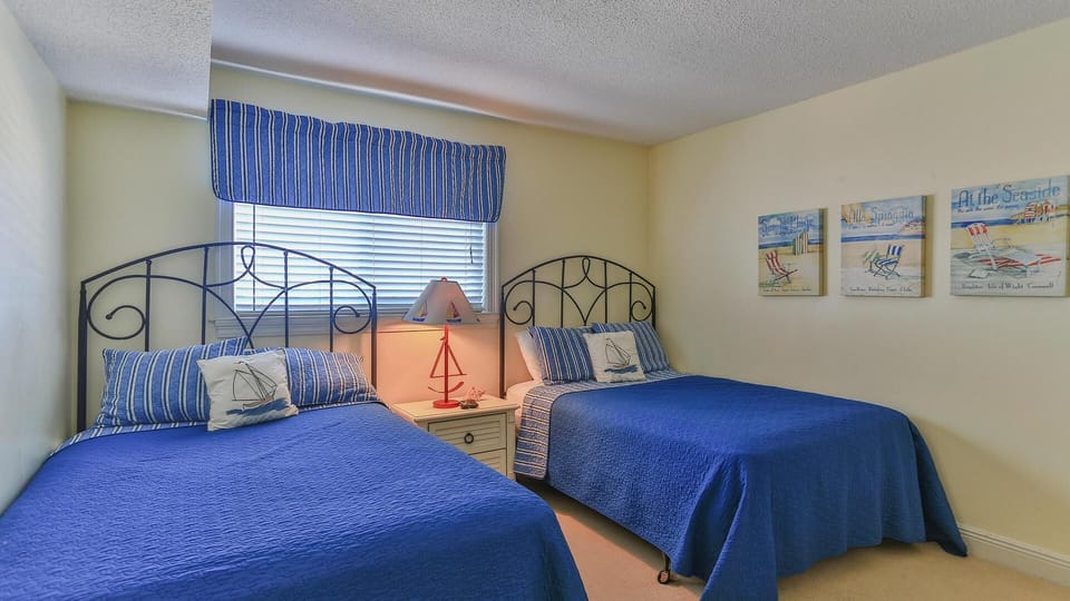 Condo, Multiple Beds, Ocean View (Destin on the Gulf 606) | 2 bedrooms, iron/ironing board