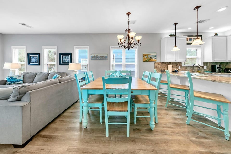 House, Multiple Beds (Beaches and Birdies) | Dining