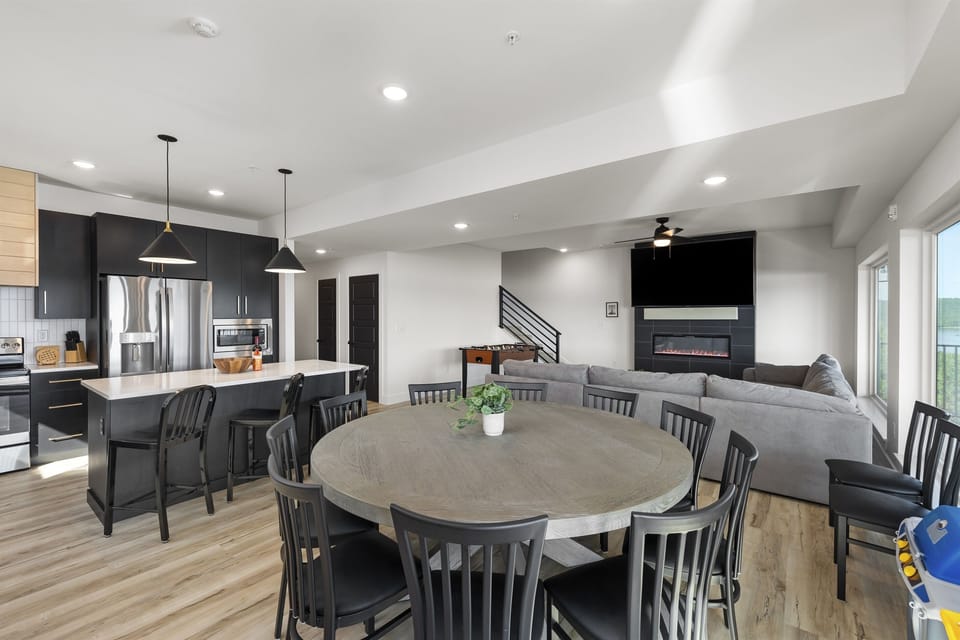 Cloud Nine - Main Level: Dining Room & Living Room