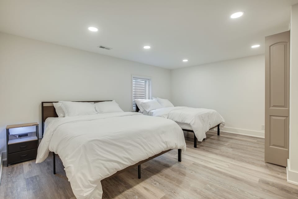 Bedroom 4 | Basement | 2 Queen Beds