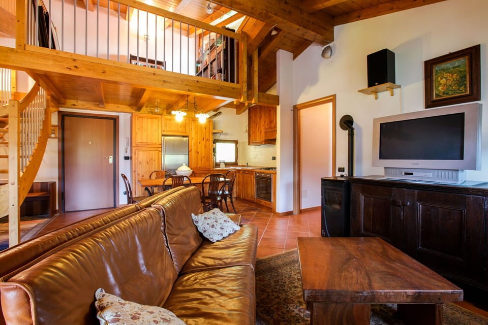 Dining Room, Kitchen, Living Room, Main Entrance