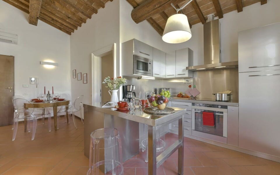 Dining Room, Kitchen