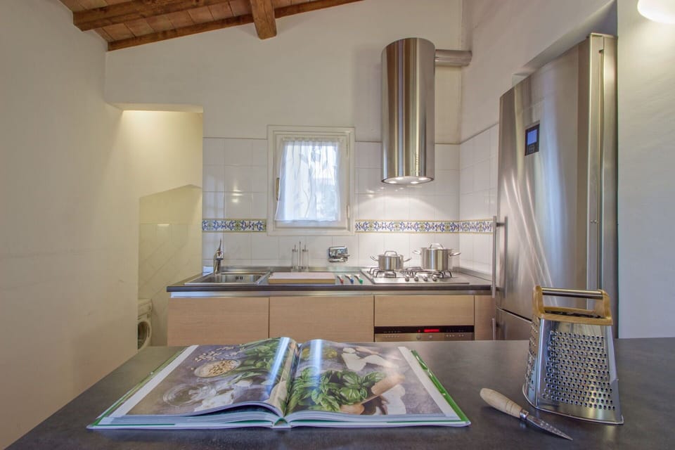 Dining Room, Kitchen