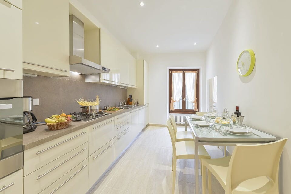 Dining Room, Kitchen