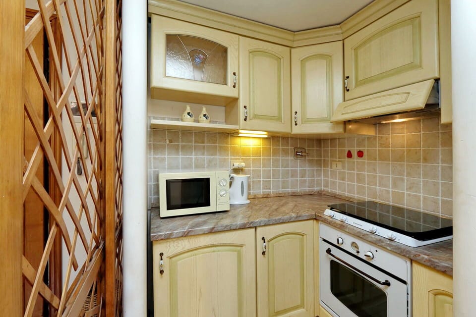 Kitchenette