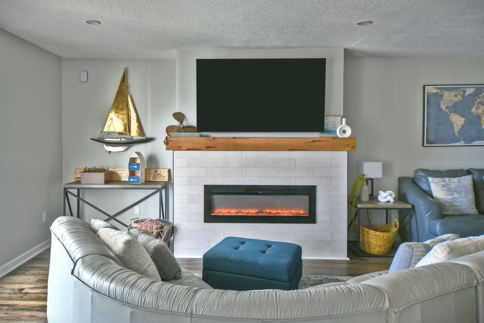 Room to spread out and, and a warm fireside when it's time to cozy up: that's Beachside Bliss!