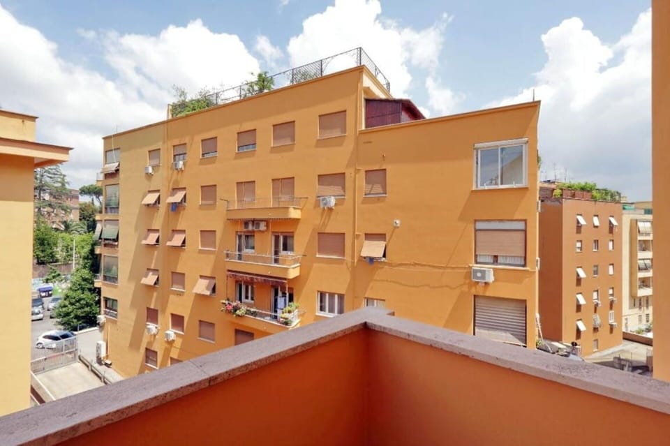 Balcony / Terrace / Patio