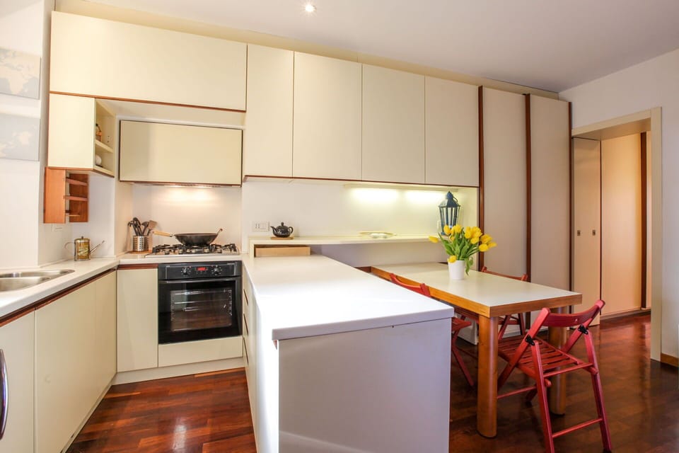 Dining Room, Kitchen, Summer