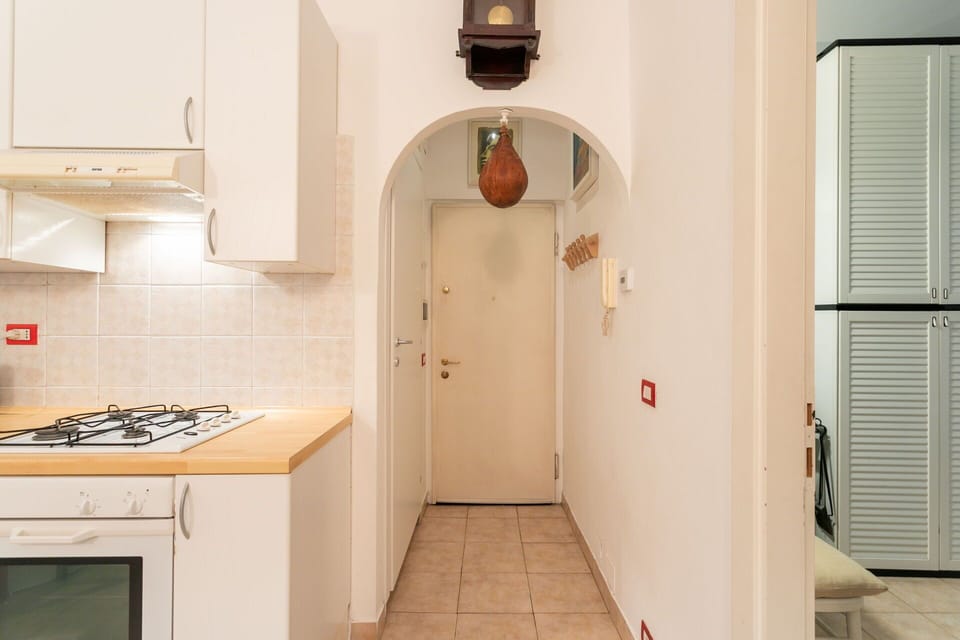 Kitchen, Main Entrance