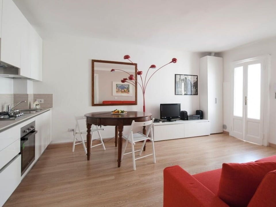 Autumn, Dining Room, Kitchen