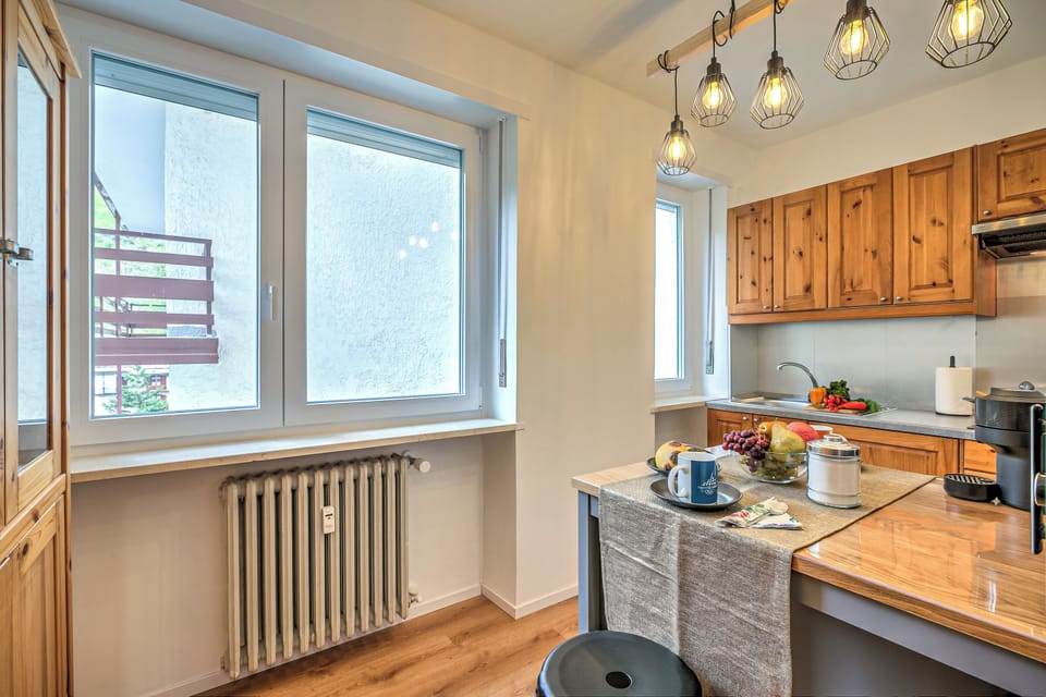 Family Apartment, Multiple Bedrooms (Starkeeper Apartment) | Private kitchen | Fridge, microwave, stovetop, coffee/tea maker