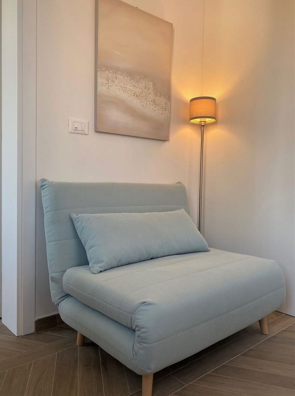 Bedroom, Kitchen, Living Room