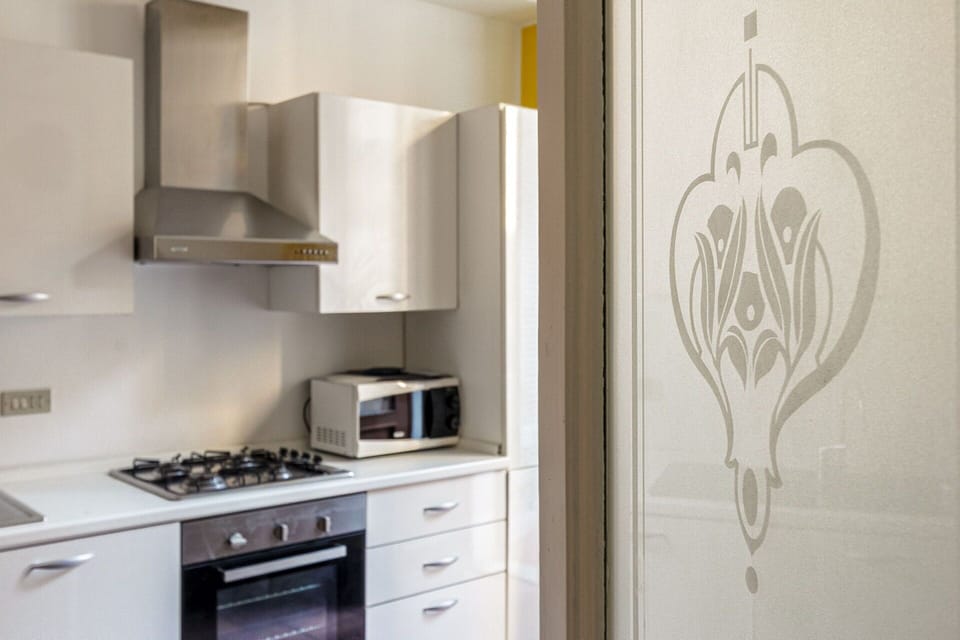 Kitchen, Room Detail