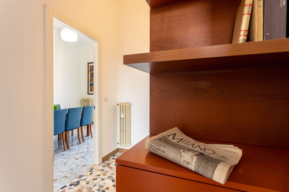 Dining Room, Living Room, Room Detail