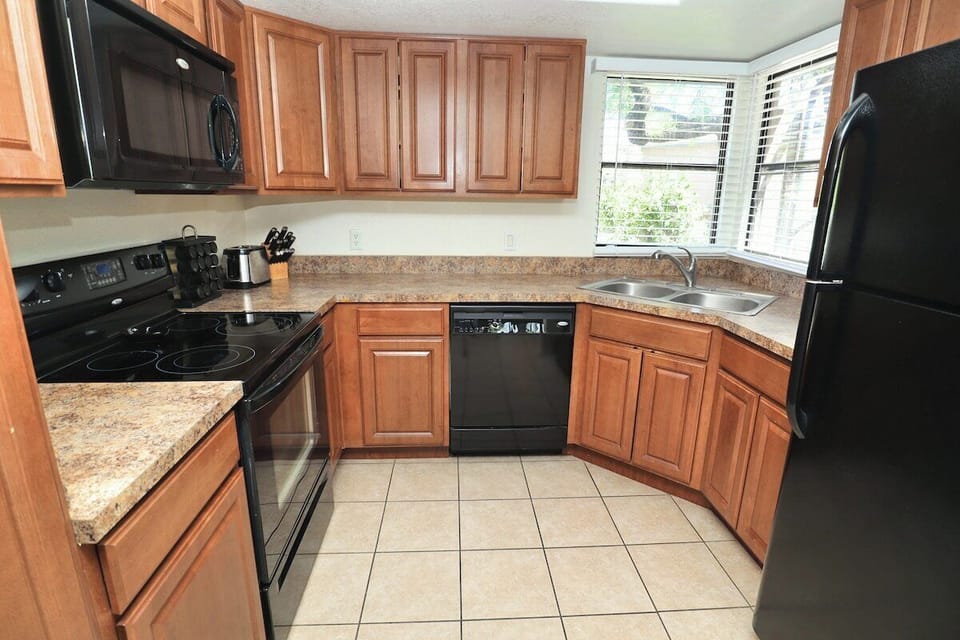 Equipped Kitchen