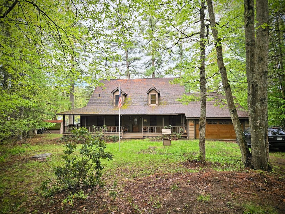 Beautiful Loon Lake Waterfront