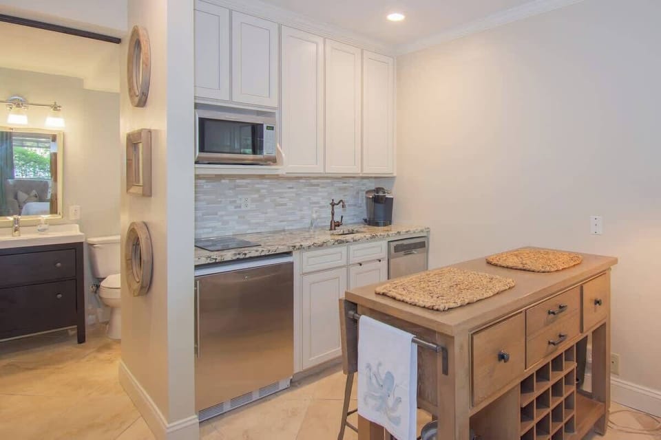 Kitchenette