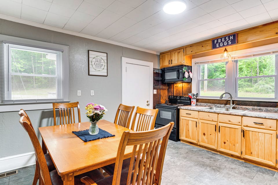 House (2 Bedrooms) | Interior