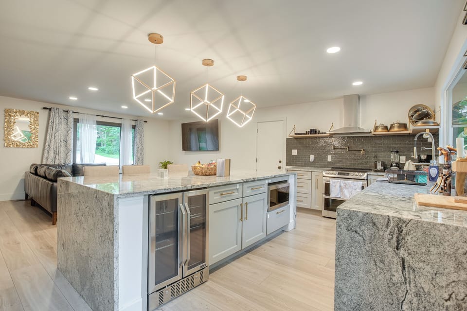 House (4 Bedrooms) | Interior
