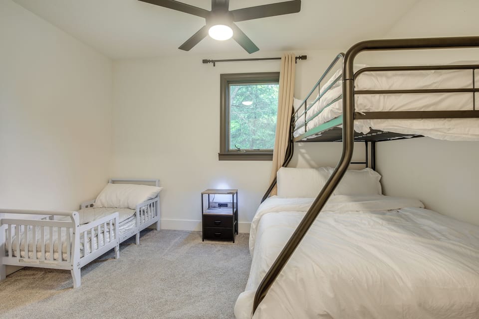 House (4 Bedrooms) | Interior