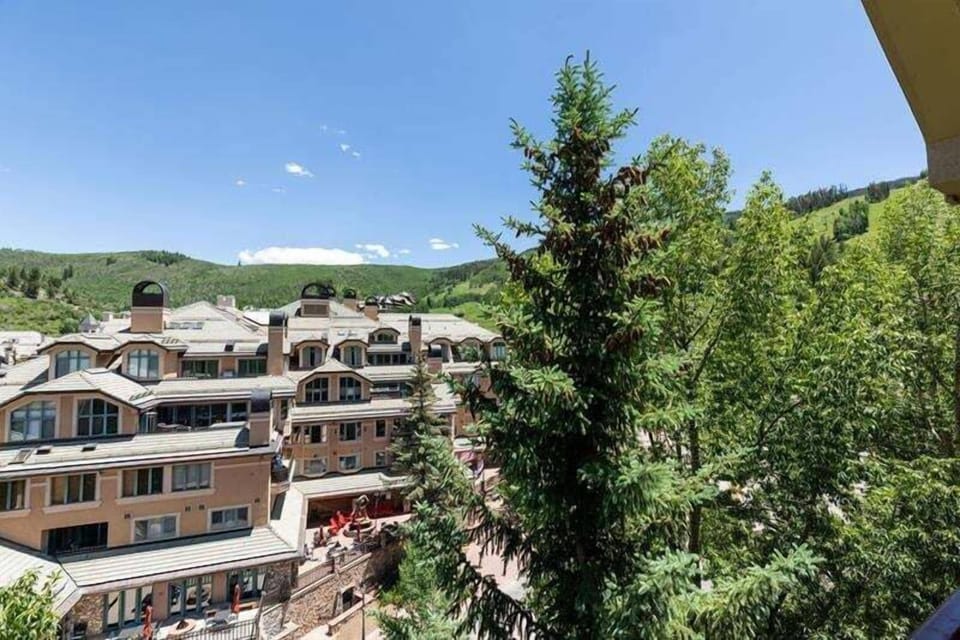 Condo, 4 Bedrooms | View from property
