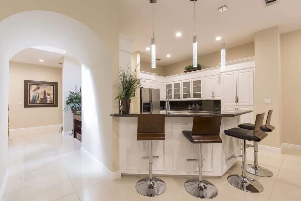 House, 3 Bedrooms | Private kitchen | Coffee/tea maker, fridge, oven, toaster