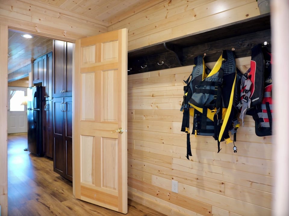 Northern Adventure on Drummond Island (3596)