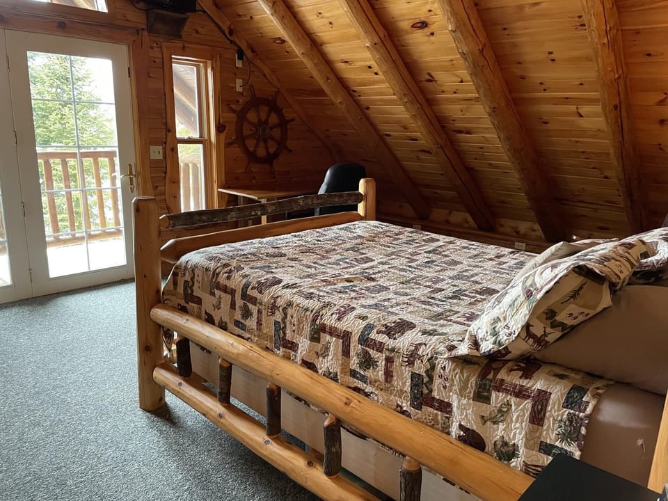 Knots Landing on Drummond Island (3238)