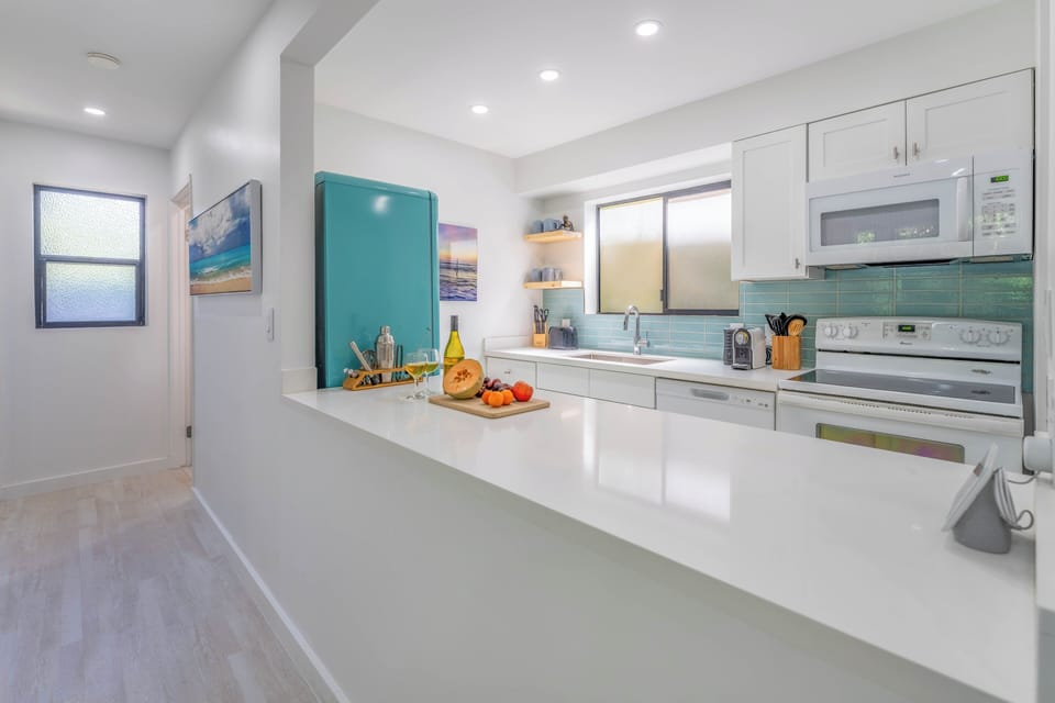 Hono Kai A14 Kitchen