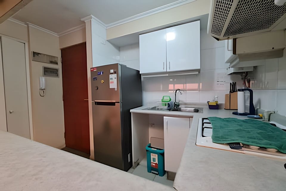 Apartment, 3 Bedrooms, Sea View | Private kitchen | Fridge, microwave, oven, electric kettle