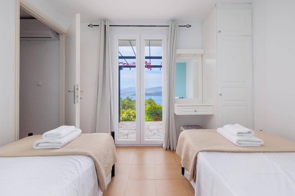 Villa Caribia Sea View image