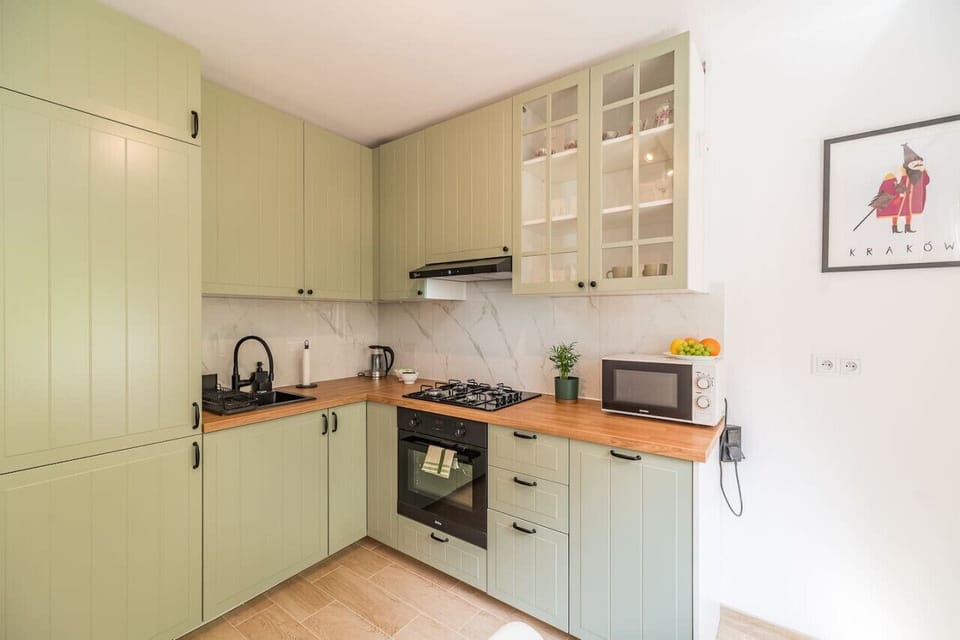 Fully Equipped Kitchen | Book Now with RENTUJEMY