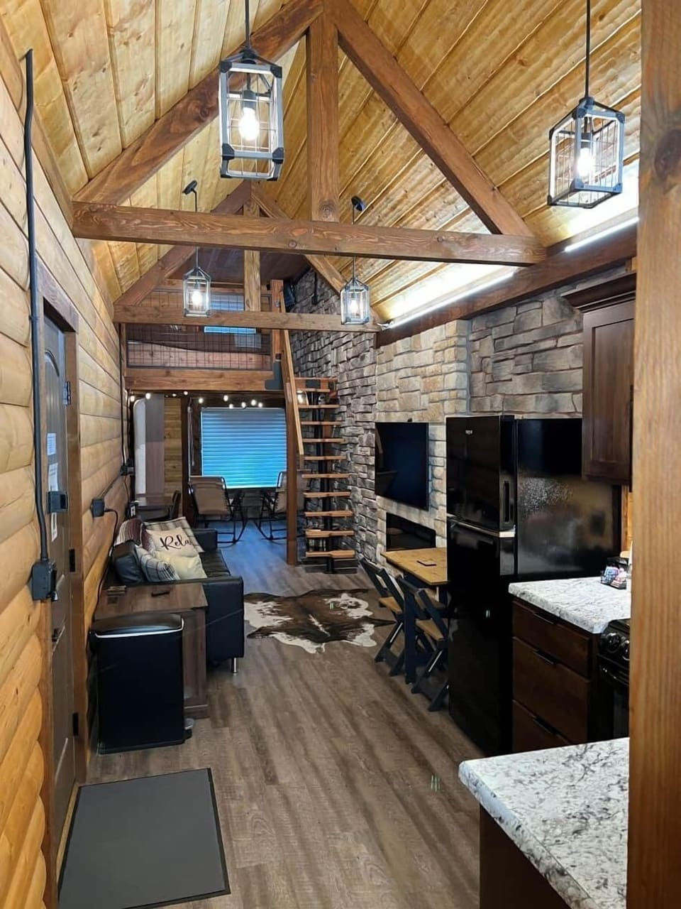 Comfort Cabin Main