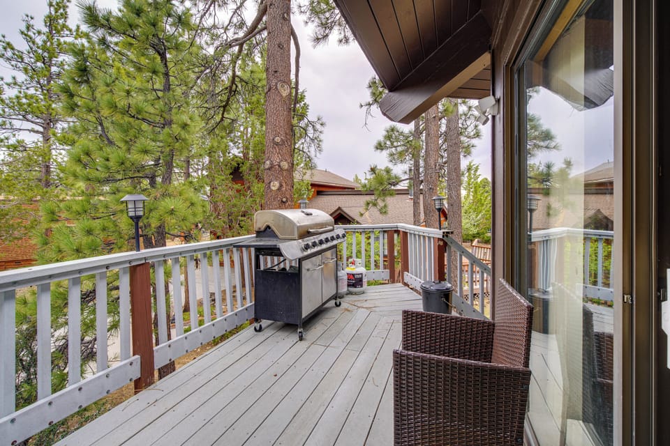 Deck | Gas Grill